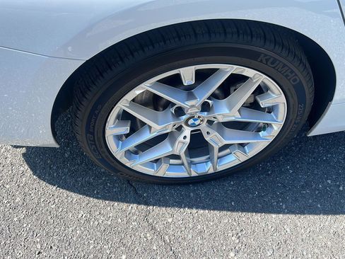 Used 2025 BMW 330i Sedan RWD image 4