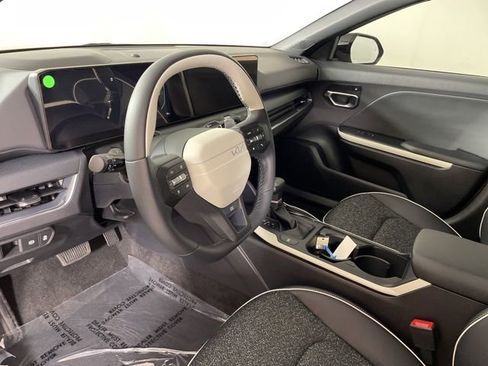 New 2025 Kia K4 GT-Line w/ GT-Line Sunroof Package image 23