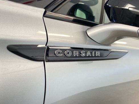 Used 2023 Lincoln Corsair AWD w/ Equipment Group 101A image 13