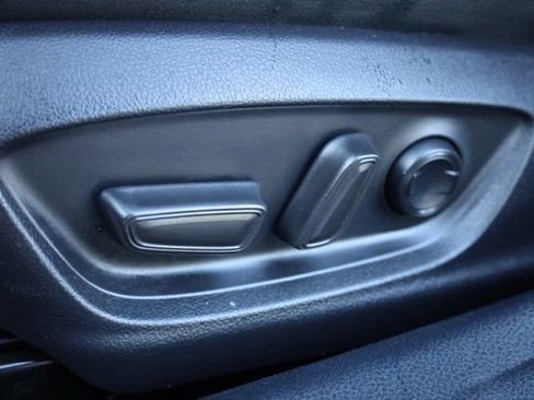 Used 2024 Toyota Camry SE image 18