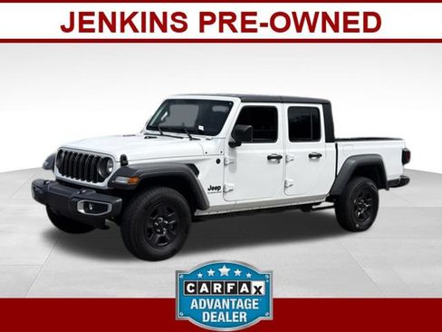 Used 2024 Jeep Gladiator Sport AWD/4WD image 1