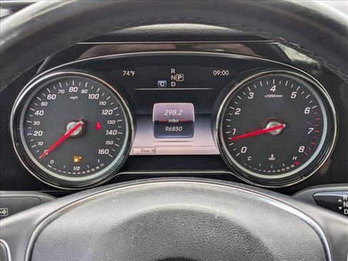 Used 2018 Mercedes-Benz E 300 image 11