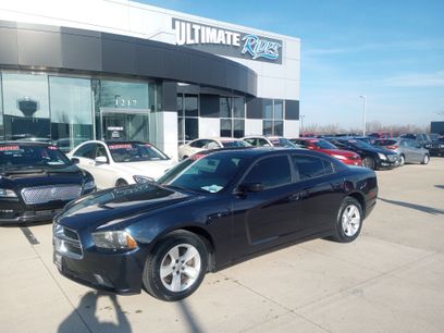 Used 2012 Dodge Charger SE