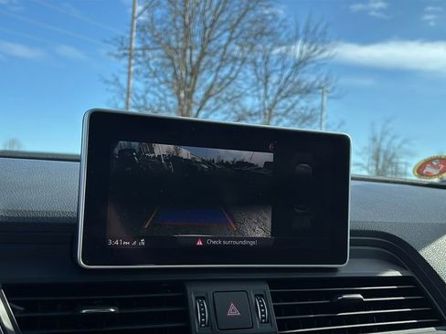 Used 2018 Audi Q5 2.0T Premium Plus w/ Premium Plus Package image 22