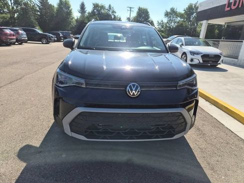 Used 2025 Volkswagen Taos S AWD/4WD image 3