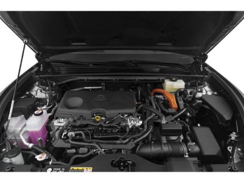 Used 2023 Toyota Crown XLE image 11