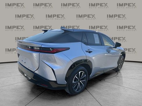 Used 2024 Lexus RZ 300e Premium image 5