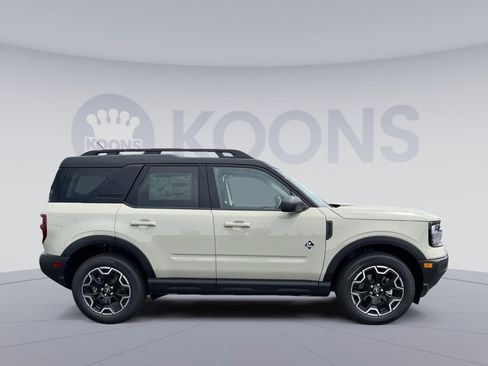 New 2025 Ford Bronco Sport Outer Banks image 8