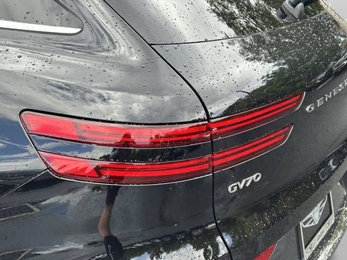 New 2026 Genesis GV70 2.5T Advanced AWD/4WD image 14