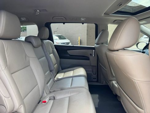 Used 2017 Honda Odyssey EX-L image 32