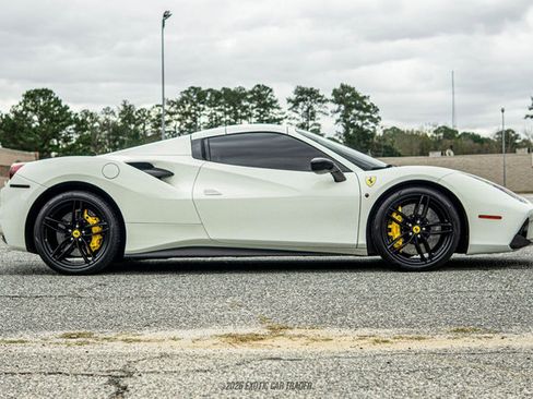 Used 2017 Ferrari 488 Spider image 18