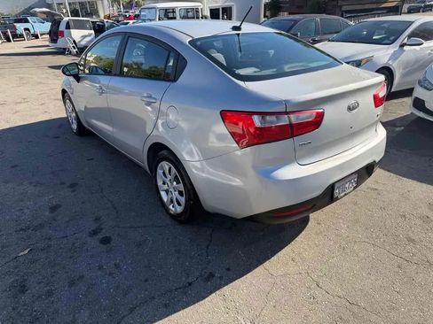 Used 2012 Kia Rio LX FWD image 6