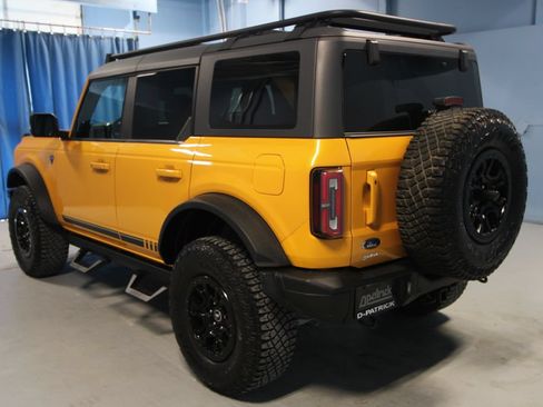 Used 2021 Ford Bronco First Edition AWD/4WD image 32