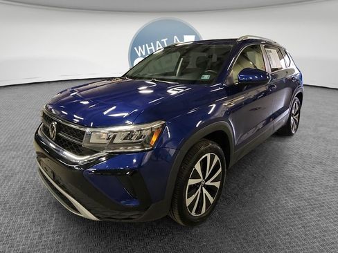Used 2022 Volkswagen Taos SE AWD/4WD image 9