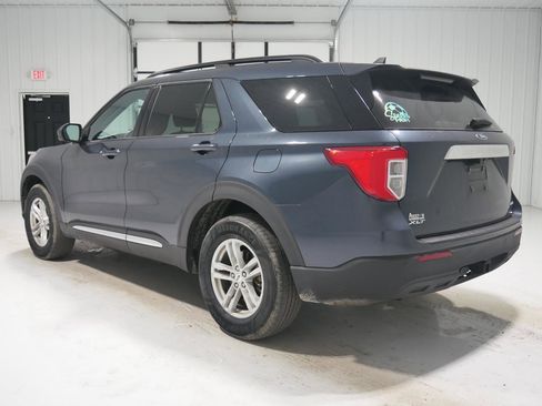 Certified 2022 Ford Explorer XLT w/ Class IV Trailer Tow Package image 7