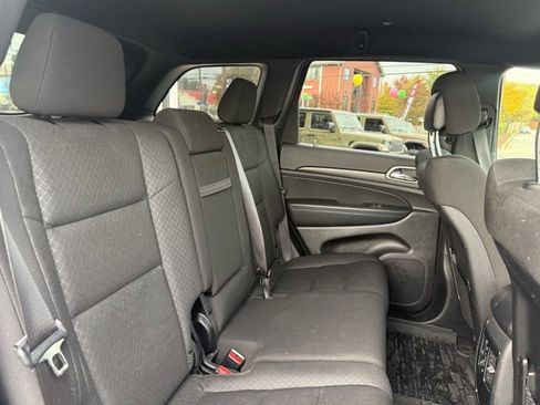 Used 2020 Jeep Grand Cherokee Laredo image 22