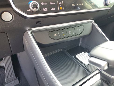New 2026 Kia Carnival SX Prestige FWD image 22