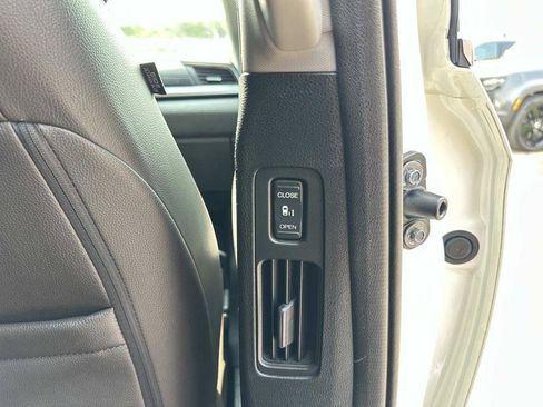 Used 2019 Honda Odyssey EX-L image 37