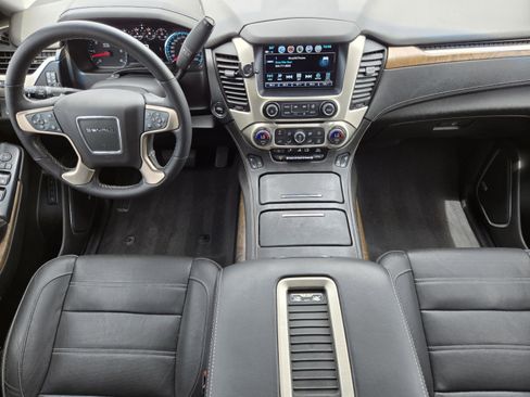 Used 2019 GMC Yukon XL Denali w/ Denali Ultimate Package AWD/4WD image 26