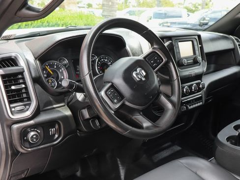 Used 2021 RAM 5500 Tradesman w/ Chrome Appearance Group RWD image 20