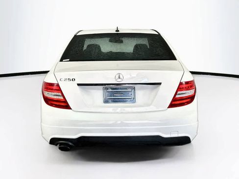 Used 2014 Mercedes-Benz C 250 Sedan image 5
