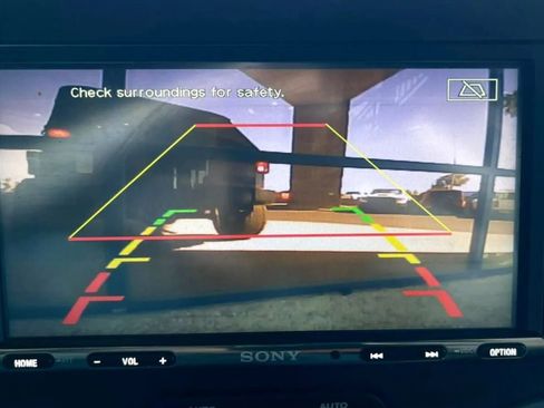 Used 2017 Jeep Wrangler Unlimited Sport image 34