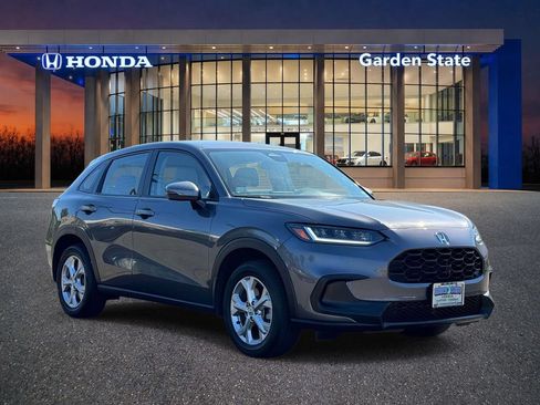 Certified 2024 Honda HR-V LX image 2