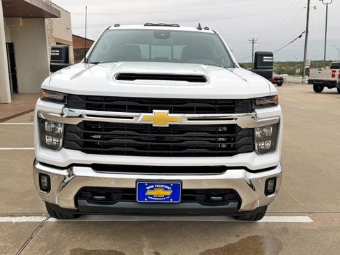 New 2026 Chevrolet Silverado 2500 LT image 7