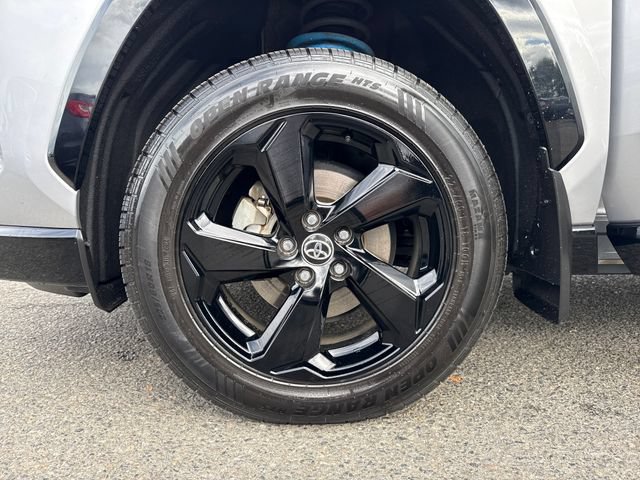Used 2021 Toyota RAV4 XSE AWD/4WD image 28