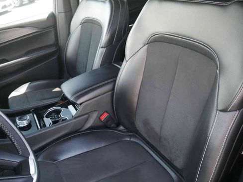 Certified 2023 Jeep Grand Cherokee L Laredo AWD/4WD image 26