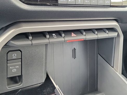 New 2026 Toyota Tundra SR5 w/ SR5 Convenience Package RWD image 17