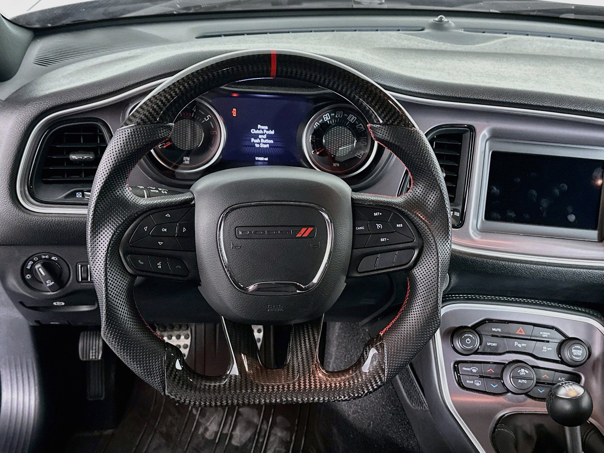 Used 2022 Dodge Challenger R/T RWD image 18