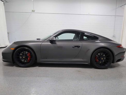 Used 2019 Porsche 911 Carrera GTS image 2