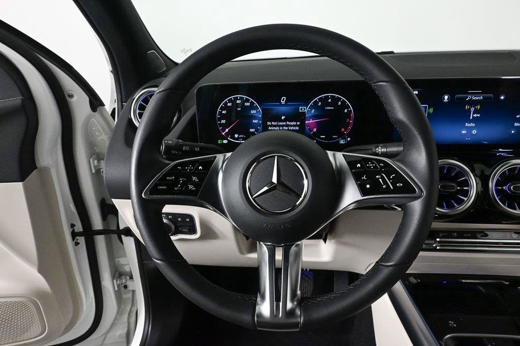 Certified 2026 Mercedes-Benz GLA 250 image 2