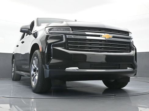 Used 2024 Chevrolet Suburban LT image 78