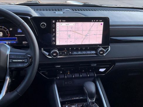 Certified 2025 Chevrolet Colorado Z71 w/ Technology Package image 9