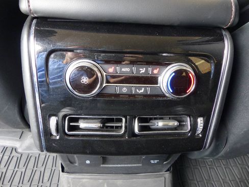 Used 2023 Lincoln Aviator AWD w/ Elements Package image 34