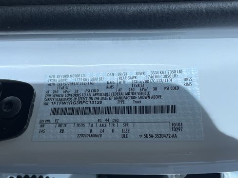 Used 2024 Ford F150 Raptor AWD/4WD image 45