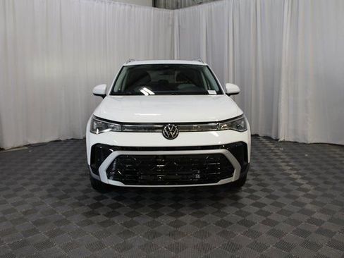 New 2025 Volkswagen Taos SEL AWD/4WD image 30
