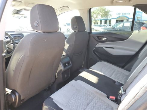 Used 2023 Chevrolet Equinox LS image 9