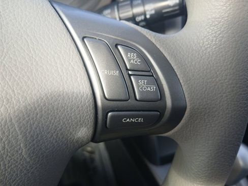 Used 2010 Subaru Forester 2.5X Premium image 23