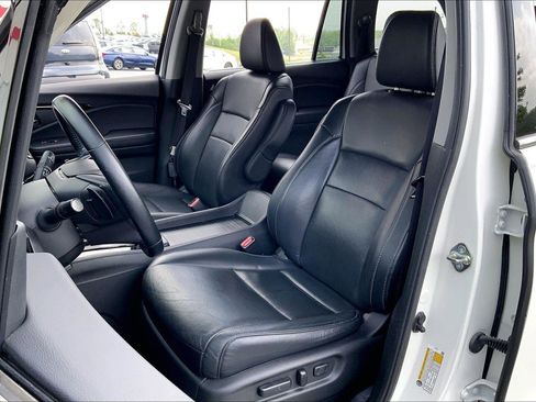 Used 2019 Honda Pilot Elite image 23