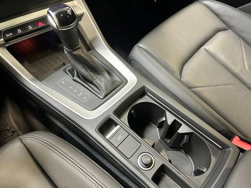 Certified 2023 Audi Q3 2.0T Premium Plus w/ Premium Plus Package AWD/4WD image 18