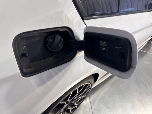 Used 2019 BMW M550i xDrive AWD/4WD image 16