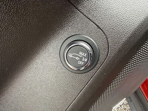 Used 2023 GMC Acadia AT4 w/ Preferred Package image 22