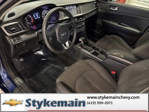Used 2018 Kia Optima LX w/ 17" Alloy Wheels Package image 27