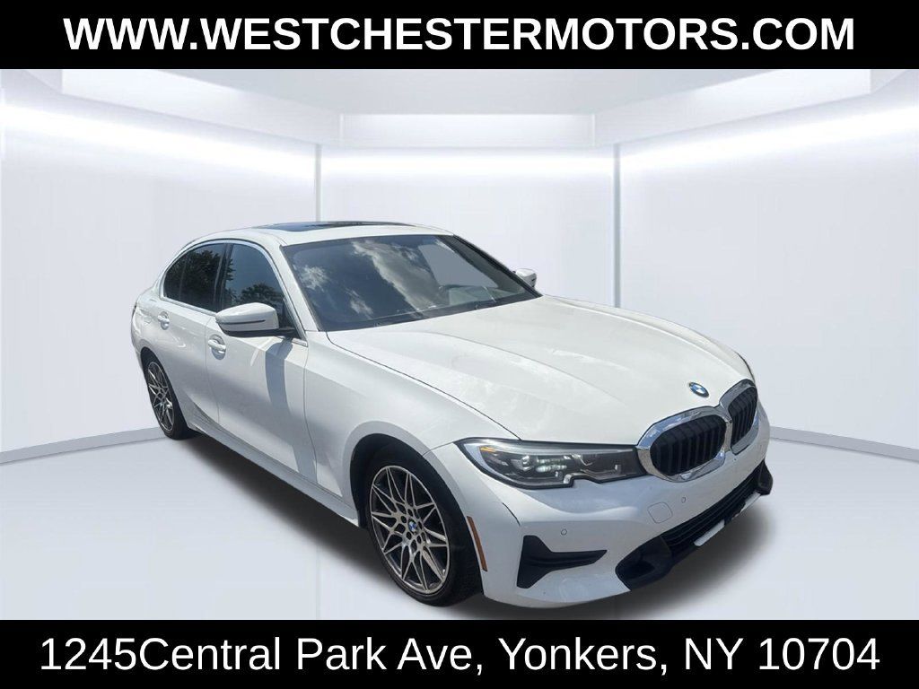 Used 2021 BMW 330i Sedan w/ Convenience Package RWD image 3