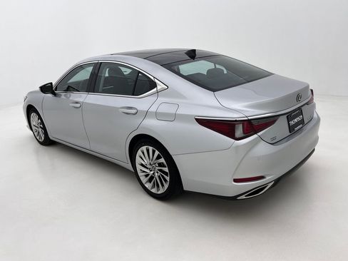 Used 2020 Lexus ES 350 w/ Accessory Package FWD image 9