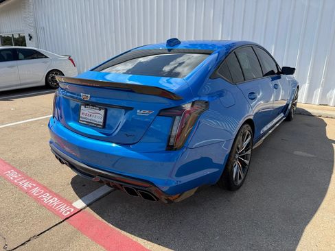 Used 2025 Cadillac CT5 V Blackwing w/ Carbon Fiber 2 Package RWD image 7