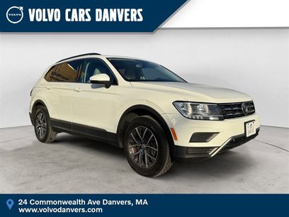 Used 2020 Volkswagen Tiguan SE w/ Panoramic Sunroof Package